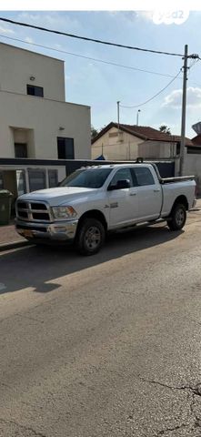 מודעת רכב דודג'