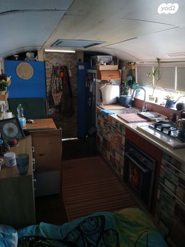 מודעת רכב ממונע אוטוקראוון