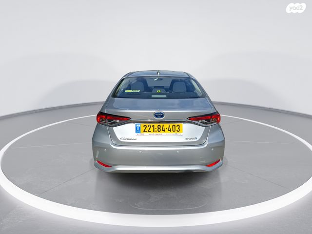 טויוטה קורולה