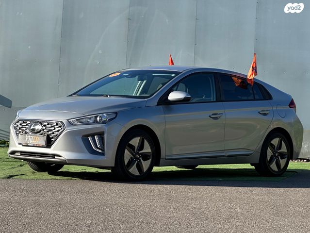 יונדאי איוניק