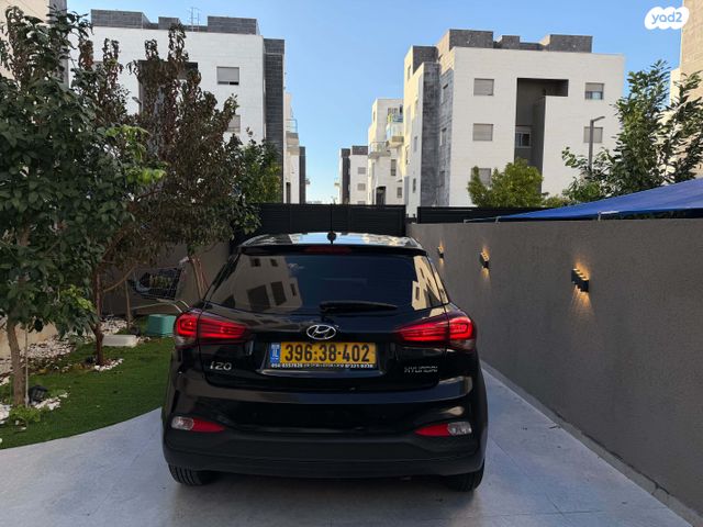 יונדאי i20