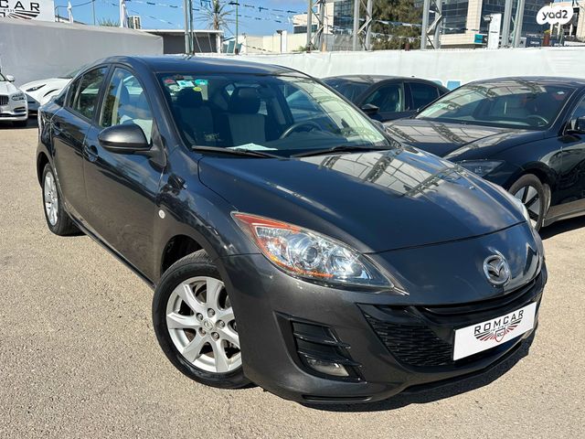 מודעת רכב מאזדה 3