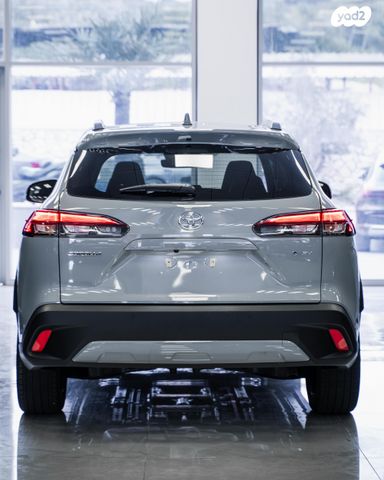 טויוטה קורולה קרוס