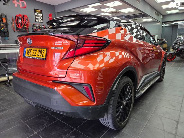 טויוטה C-HR
