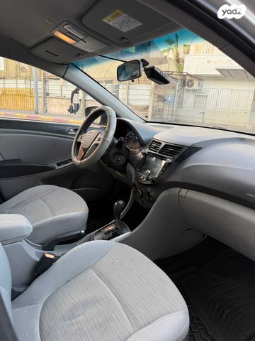 יונדאי אקסנט i25