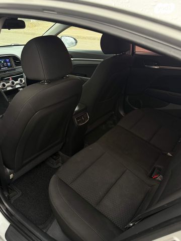 יונדאי אלנטרה