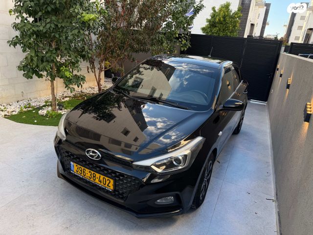 מודעת רכב יונדאי i20