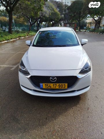 מודעת רכב מאזדה 2