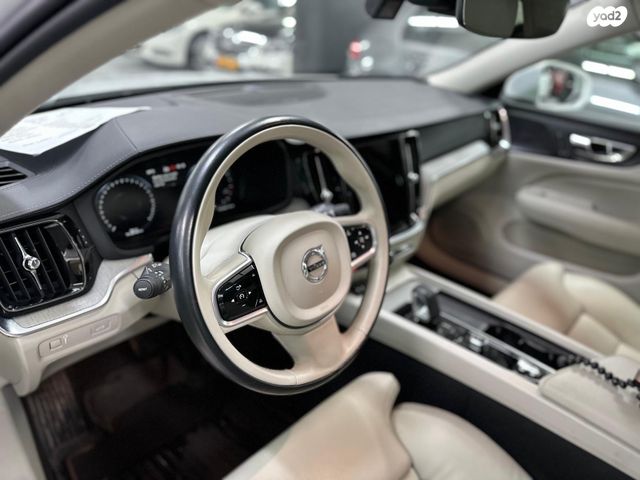 וולוו V60