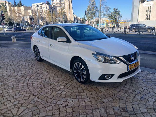 ניסאן סנטרה