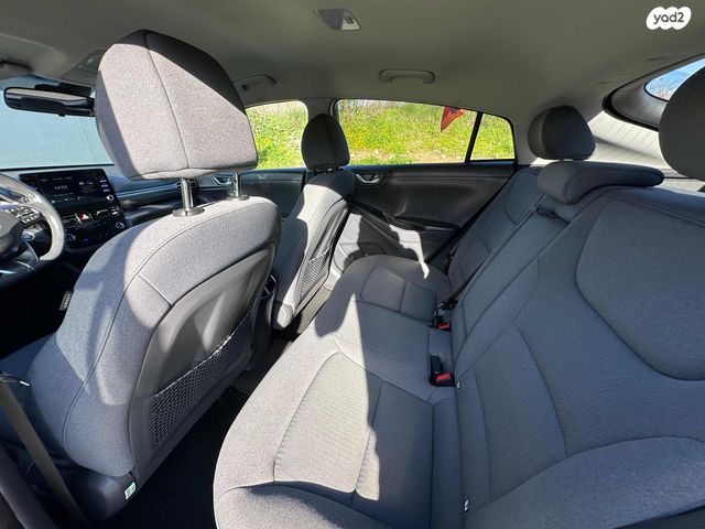 יונדאי איוניק