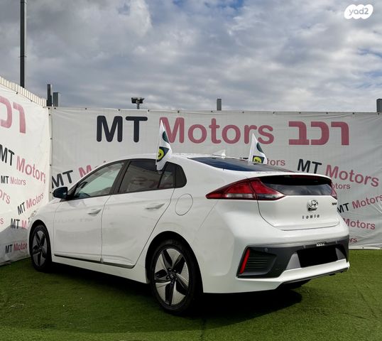 יונדאי איוניק