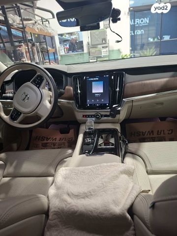 וולוו S90