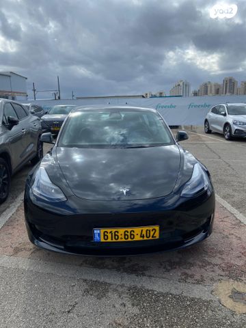 מודעת רכב טסלה מודל 3