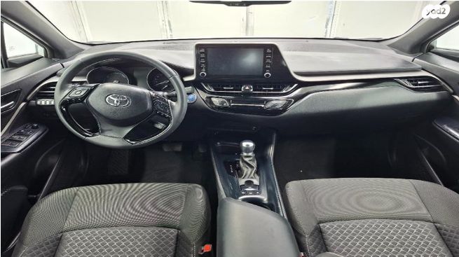 טויוטה C-HR