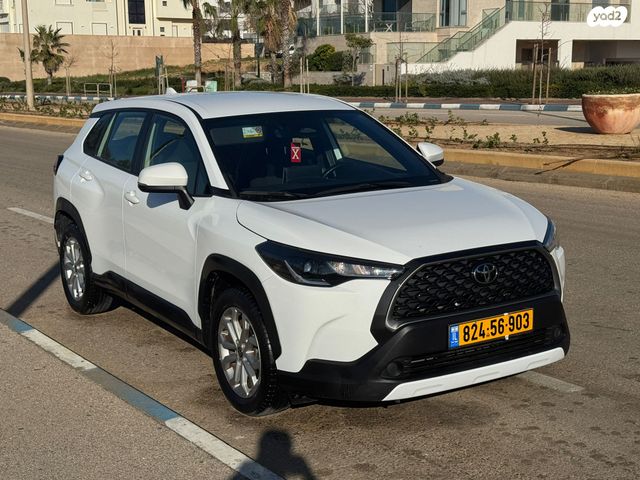 טויוטה קורולה קרוס