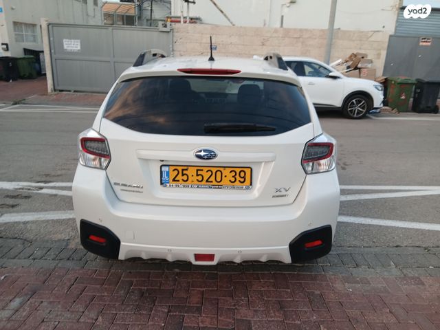 מודעת רכב סובארו XV