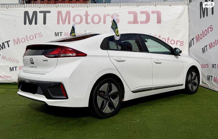 יונדאי איוניק