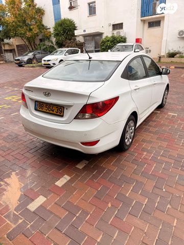 יונדאי אקסנט i25