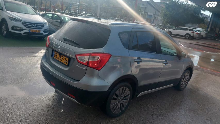 סוזוקי קרוסאובר