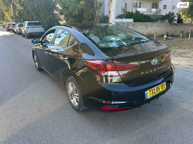 יונדאי אלנטרה