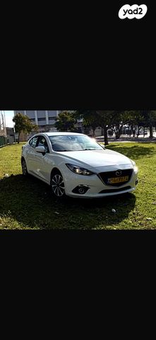 מודעת רכב מאזדה 3
