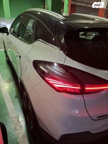 ג׳ילי Geometry C