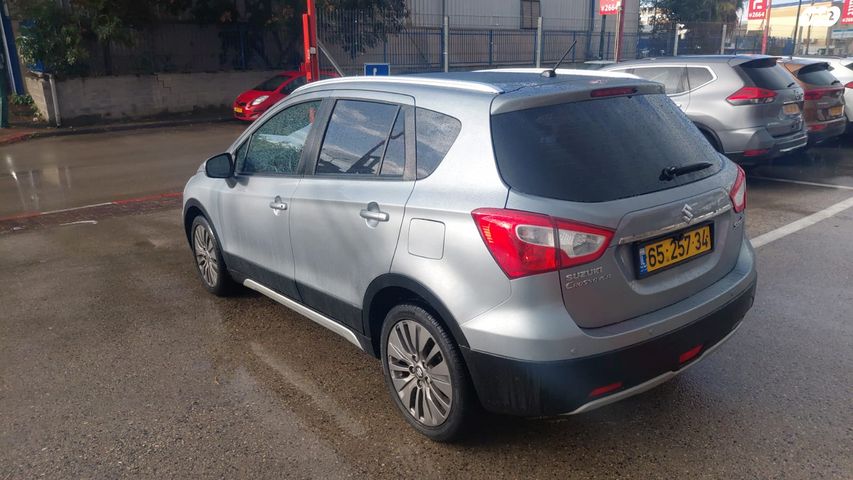 סוזוקי קרוסאובר