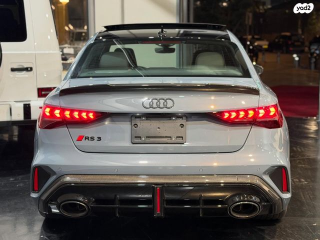 אאודי RS 3