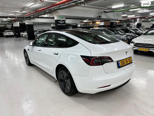טסלה מודל 3