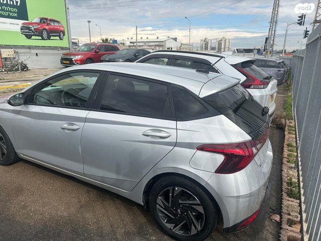 מודעת רכב יונדאי i20 2