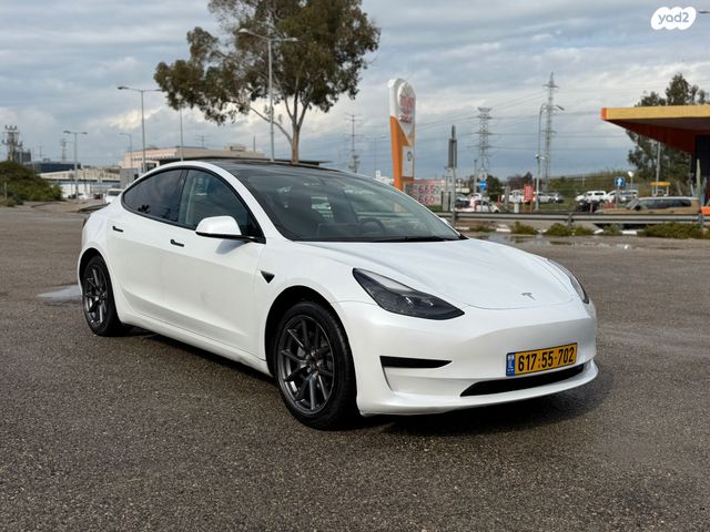 טסלה מודל 3