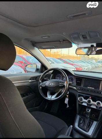 יונדאי אלנטרה