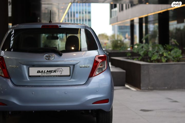 טויוטה יאריס