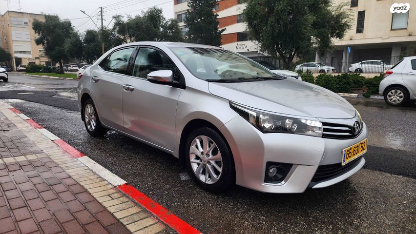 טויוטה קורולה