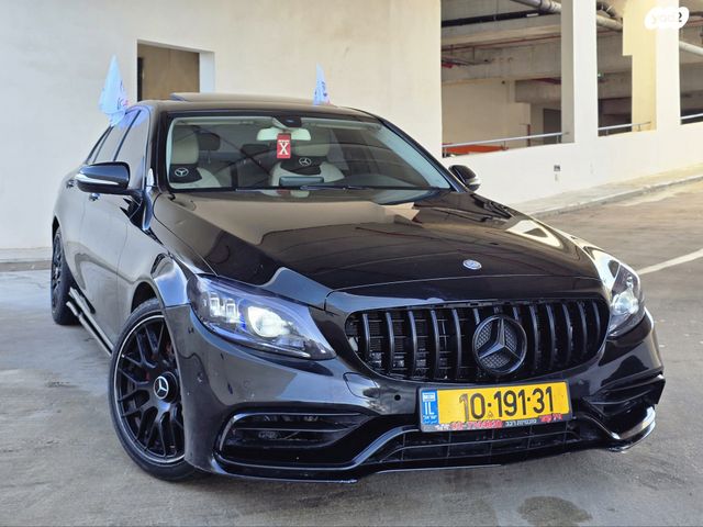 מודעת רכב מרצדס-בנץ C-class