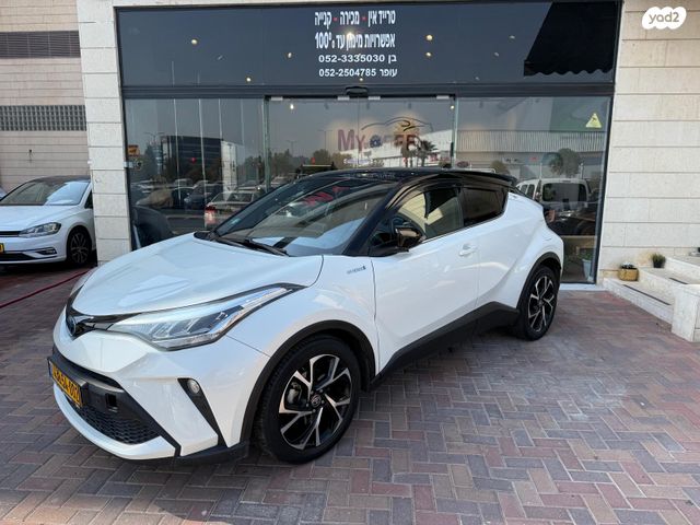 מודעת רכב טויוטה C-HR