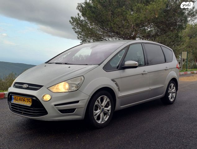 מודעת רכב פורד S-מקס