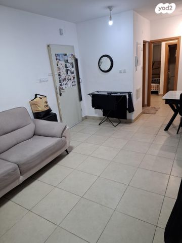 יונה בן אמיתי 27