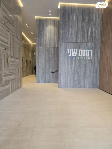 דירה, הרב הרצוג 6, צפון מערב מרכז העיר, נתניה