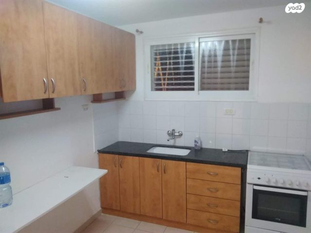 א.ד. גורדון 6