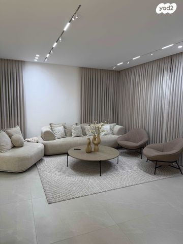 גג/ פנטהאוז, שאנין 81, עיר היין, אשקלון