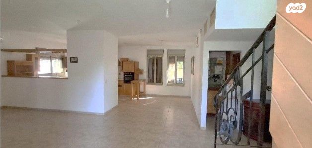 בית פרטי/ קוטג', סמסונוב 6, מרכז העיר, חדרה