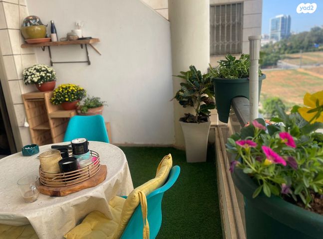 דירה, יצחק בן צבי 4, מתחם 200, הוד השרון