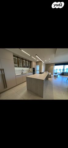 דירה, בית גוברין 13, מורשה, רמת השרון