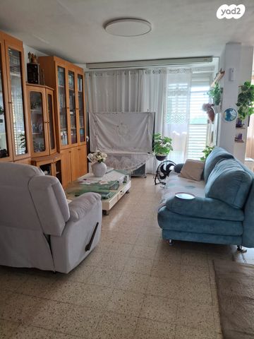 שדרות דוד בן גוריון 28