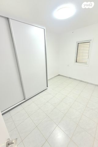 דירה, ז'בוטינסקי 14, רובע א', אשדוד