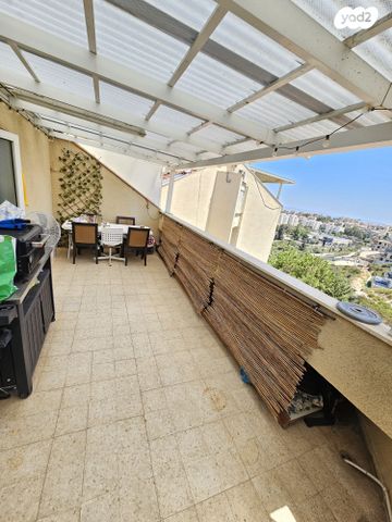 דירה, הצוללת דקר 2, רמת בן גוריון, חיפה