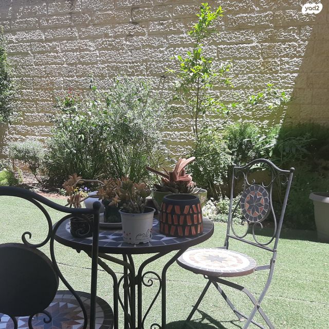 דירת גן, דרך כרמית 14, עין כרם, ירושלים