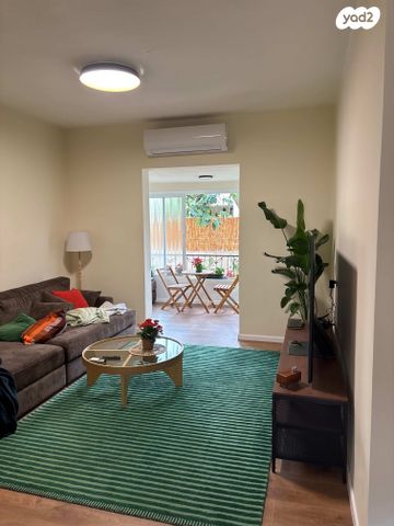 דו משפחתי, אהרונוביץ' 11, כצנלסון, ראשון לציון